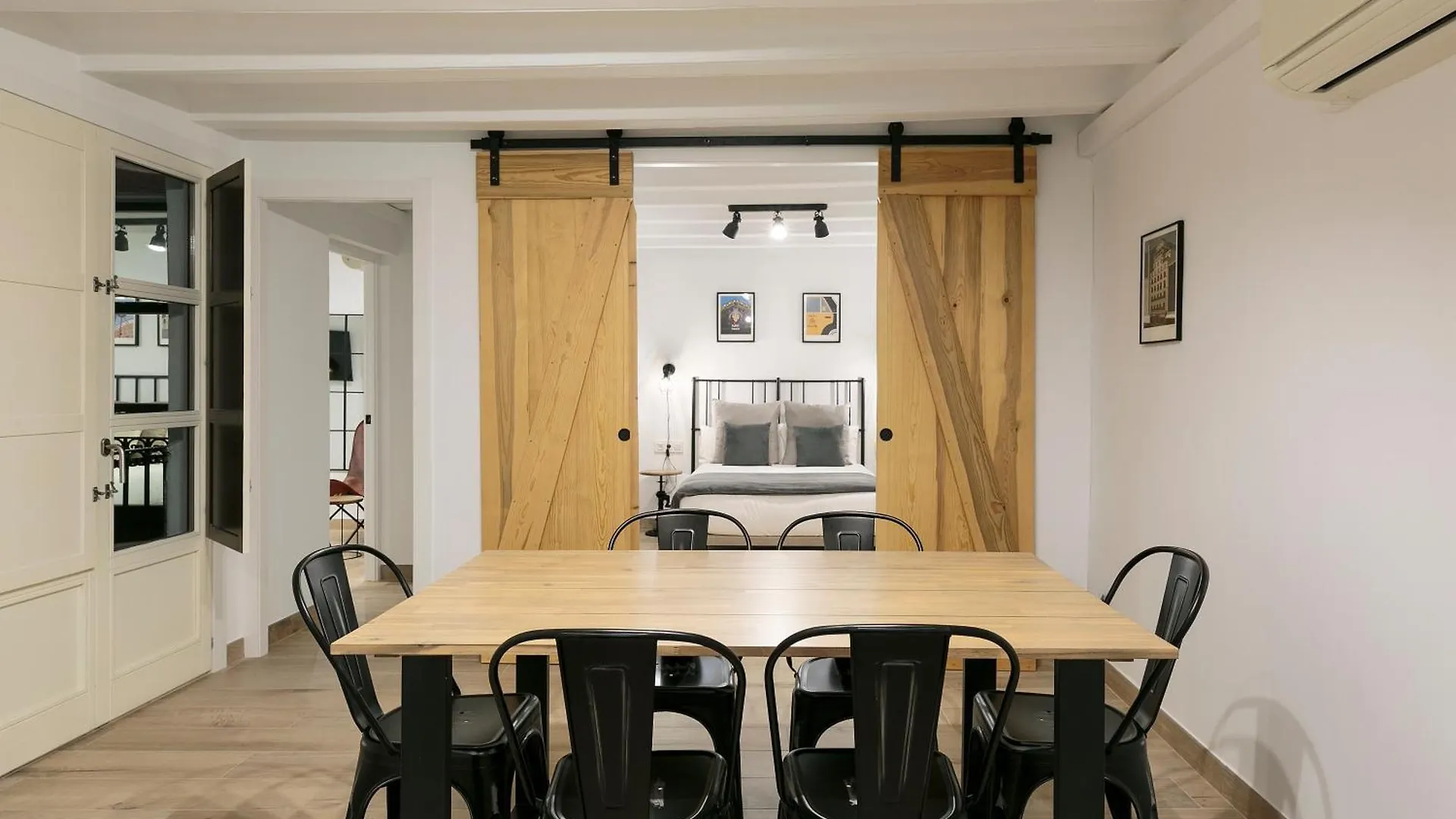 Keyfamily Loft Las Ramblas バルセロナ アパート