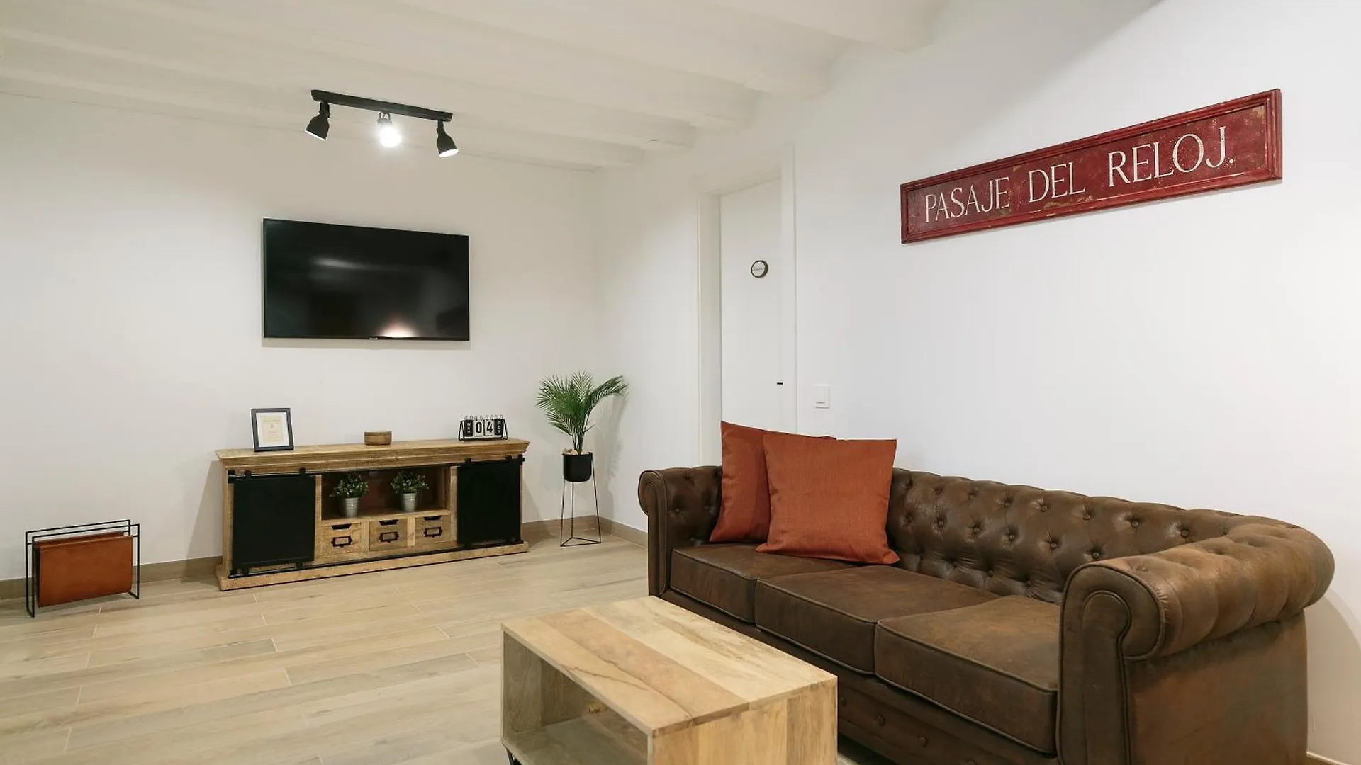 Keyfamily Loft Las Ramblas バルセロナ
