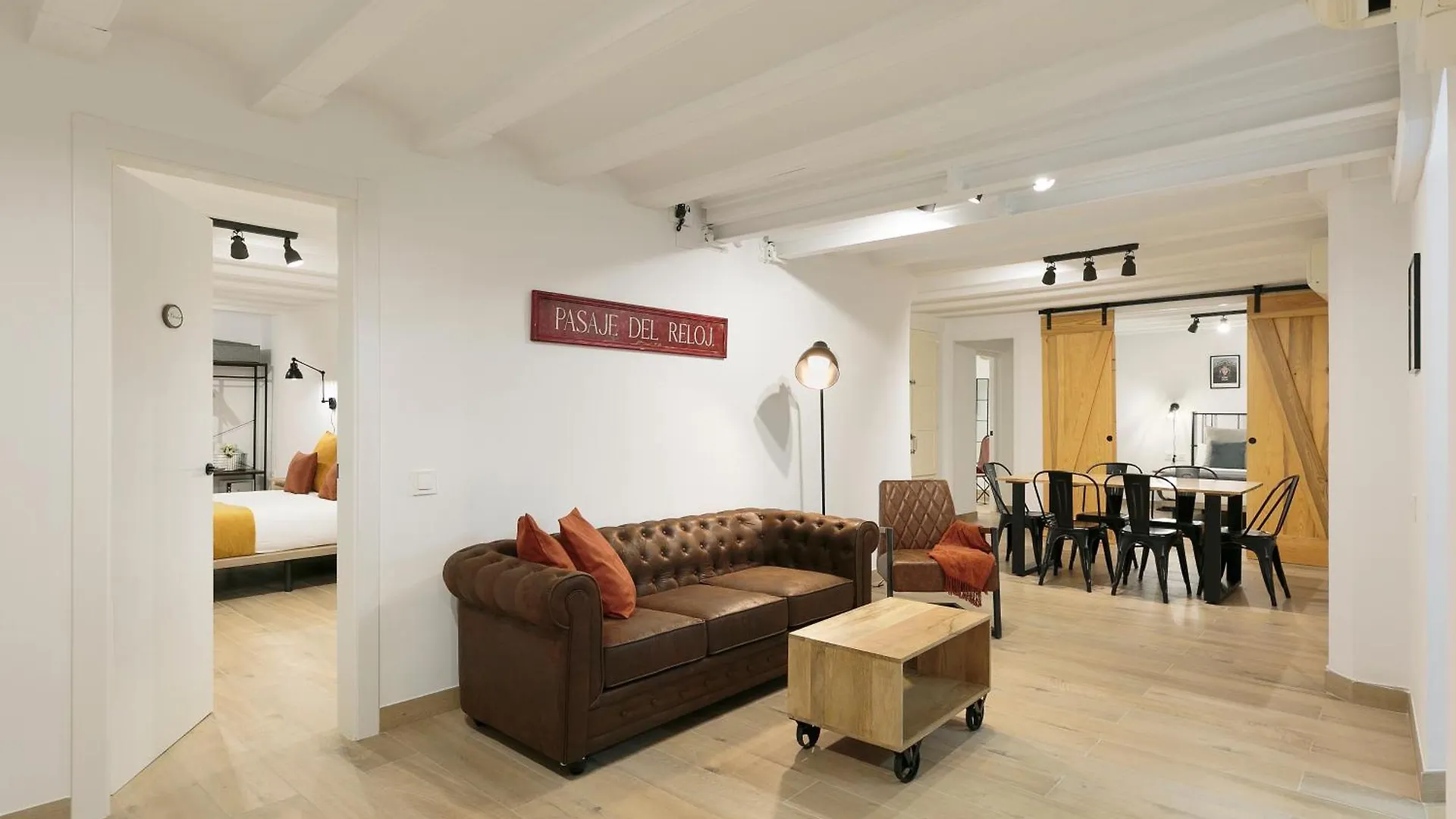 Keyfamily Loft Las Ramblas バルセロナ